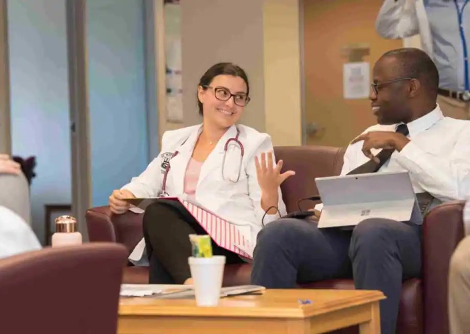 SMU Medical Student enjoy some downtime in student lounge