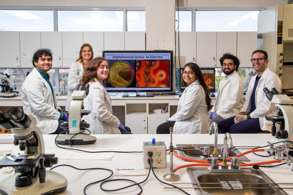 St. Matthew's University Medical students learning in biology lab