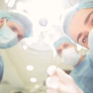 medical students in an operating room environment